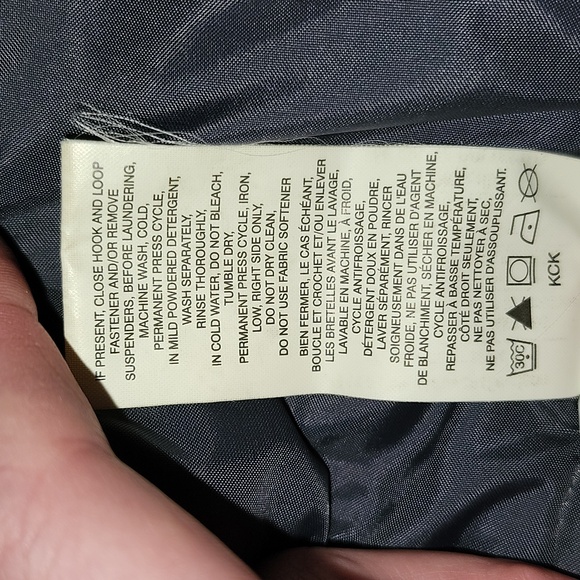 COLUMBIA Winter Jacket, Burgundy, VGUC, Size M - Picture 8 of 11